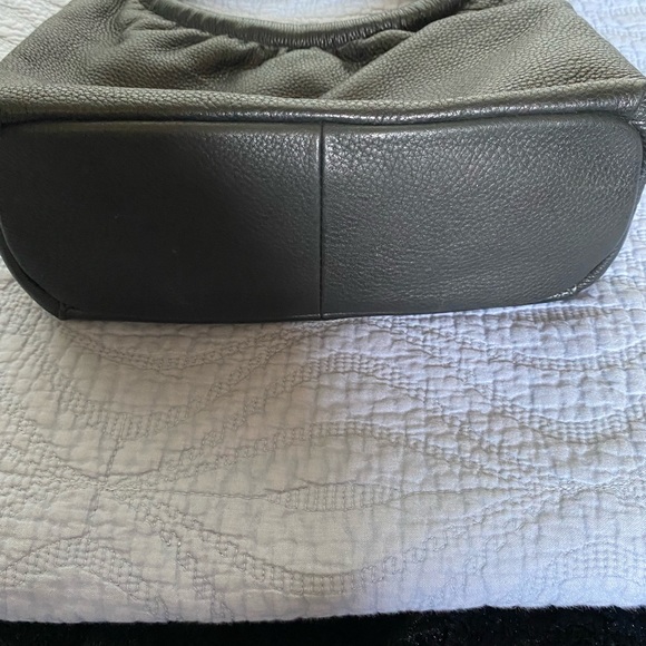 Fossil Hobo/Hangbag In Good Condition - Picture 5 of 9